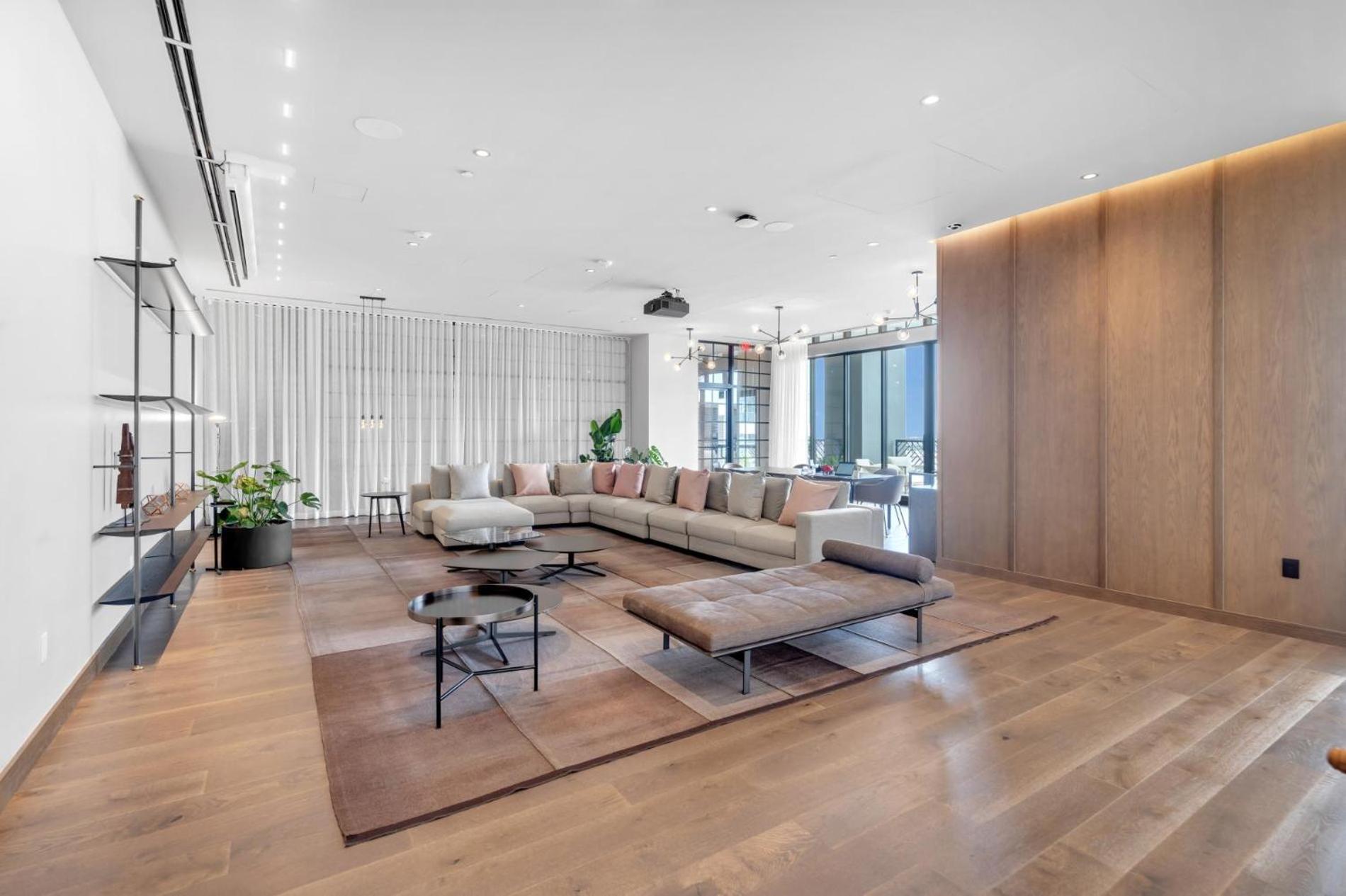 Modern 1Br Apartment With Breathtaking Views Heart Of Downtown 마이애미 외부 사진